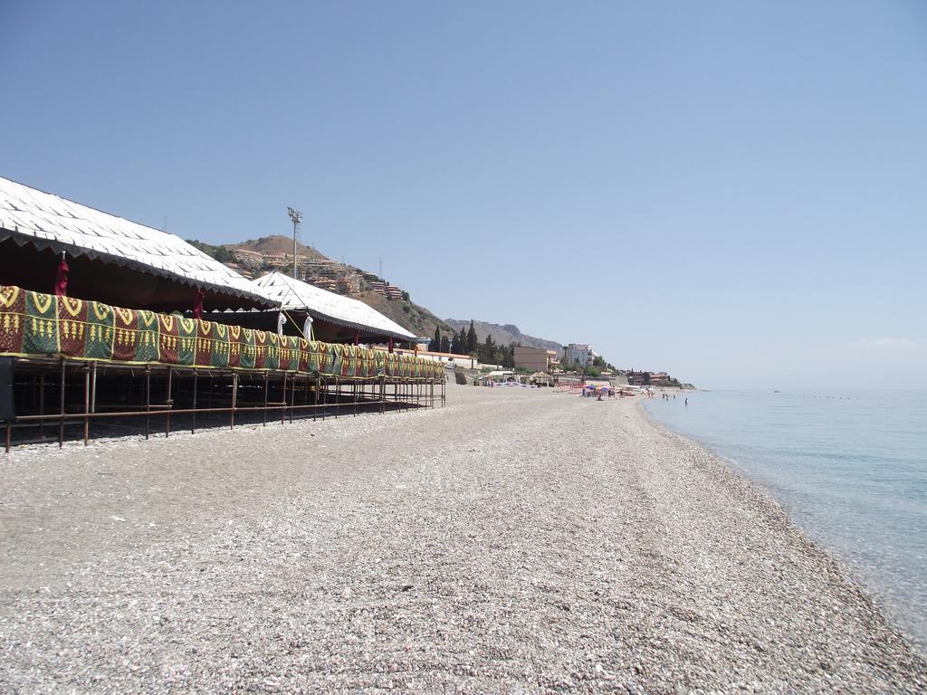 B&B Il Mare Degli Dei Letojanni Exterior photo